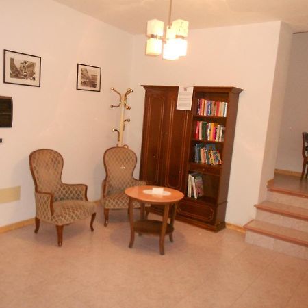 Casa Tonia Apartment Tiarno di Sopra ภายนอก รูปภาพ