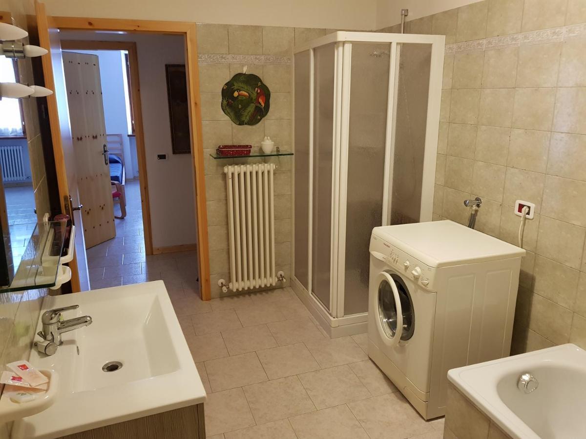 Casa Tonia Apartment Tiarno di Sopra ภายนอก รูปภาพ