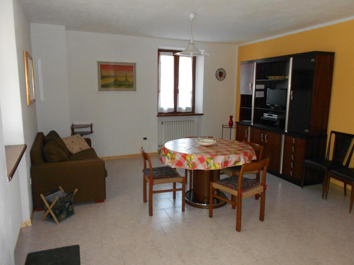 Casa Tonia Apartment Tiarno di Sopra ภายนอก รูปภาพ