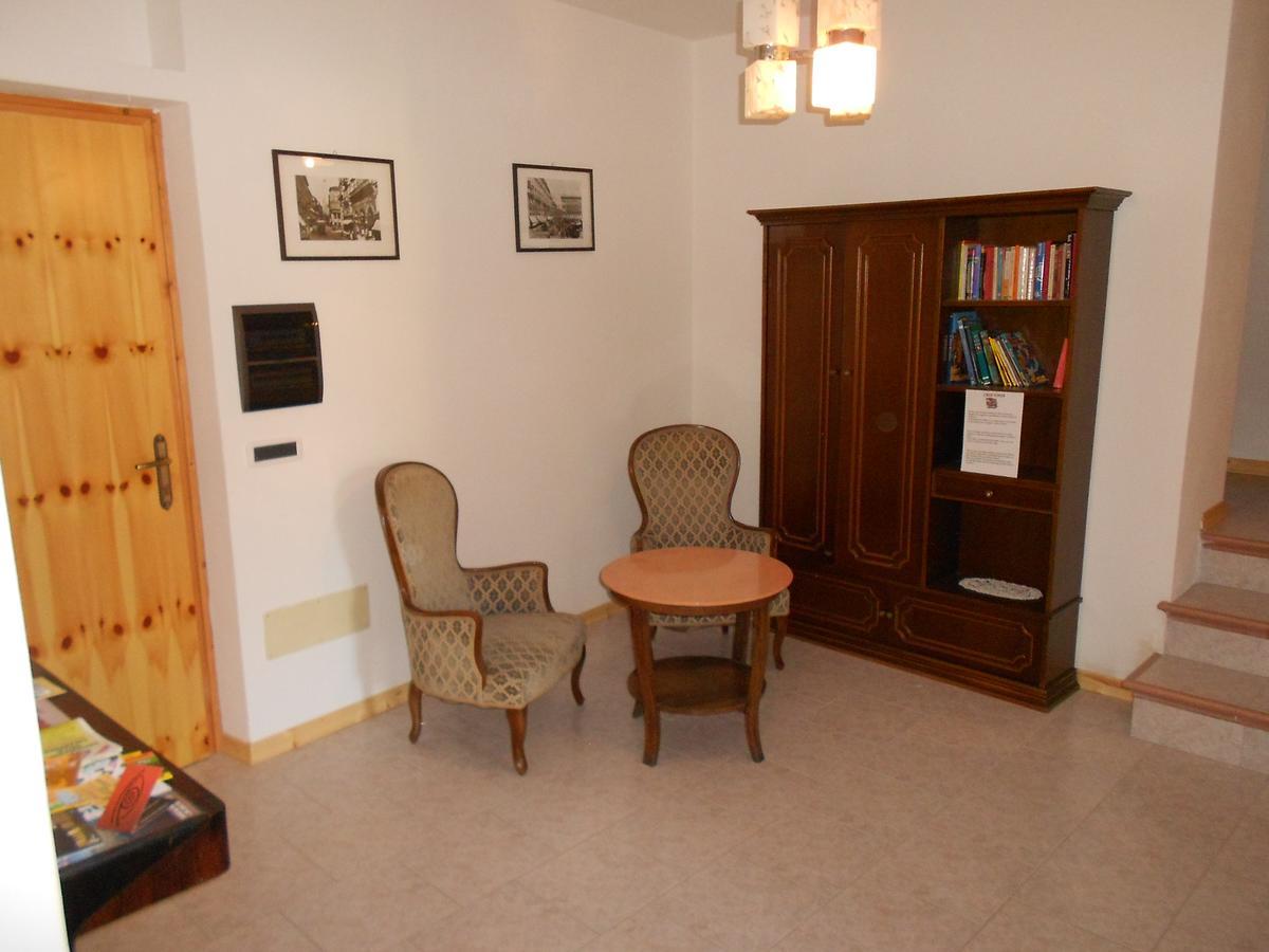 Casa Tonia Apartment Tiarno di Sopra ภายนอก รูปภาพ